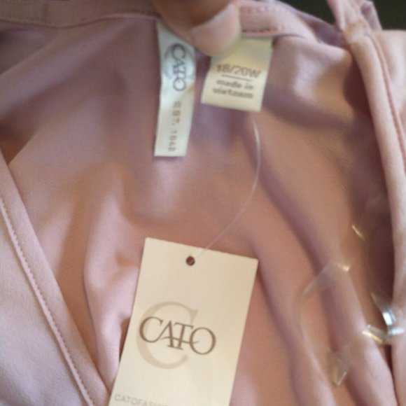 Cato Top Shirt V-neck Women Plus Size 18W 20W 2X - Picture 5 of 6
